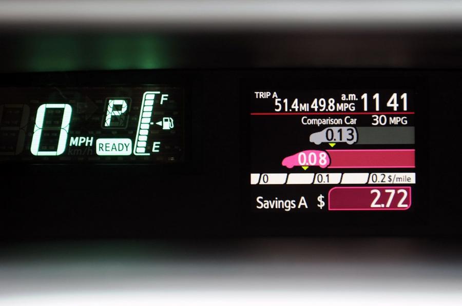  Toyota Prius C 2012 года  (фото 42 из 87)